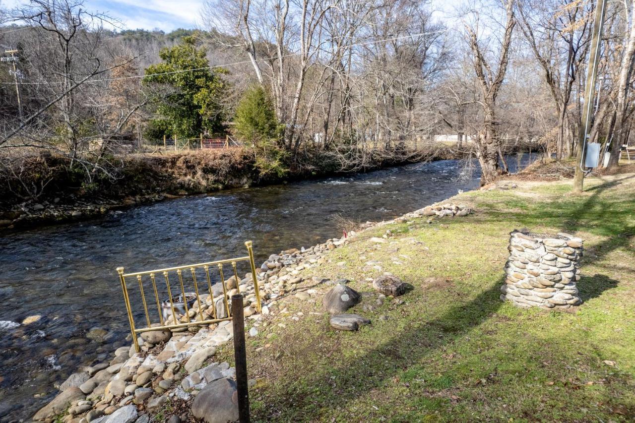 Villa Deep Creek Shambala Bryson City Exterior foto